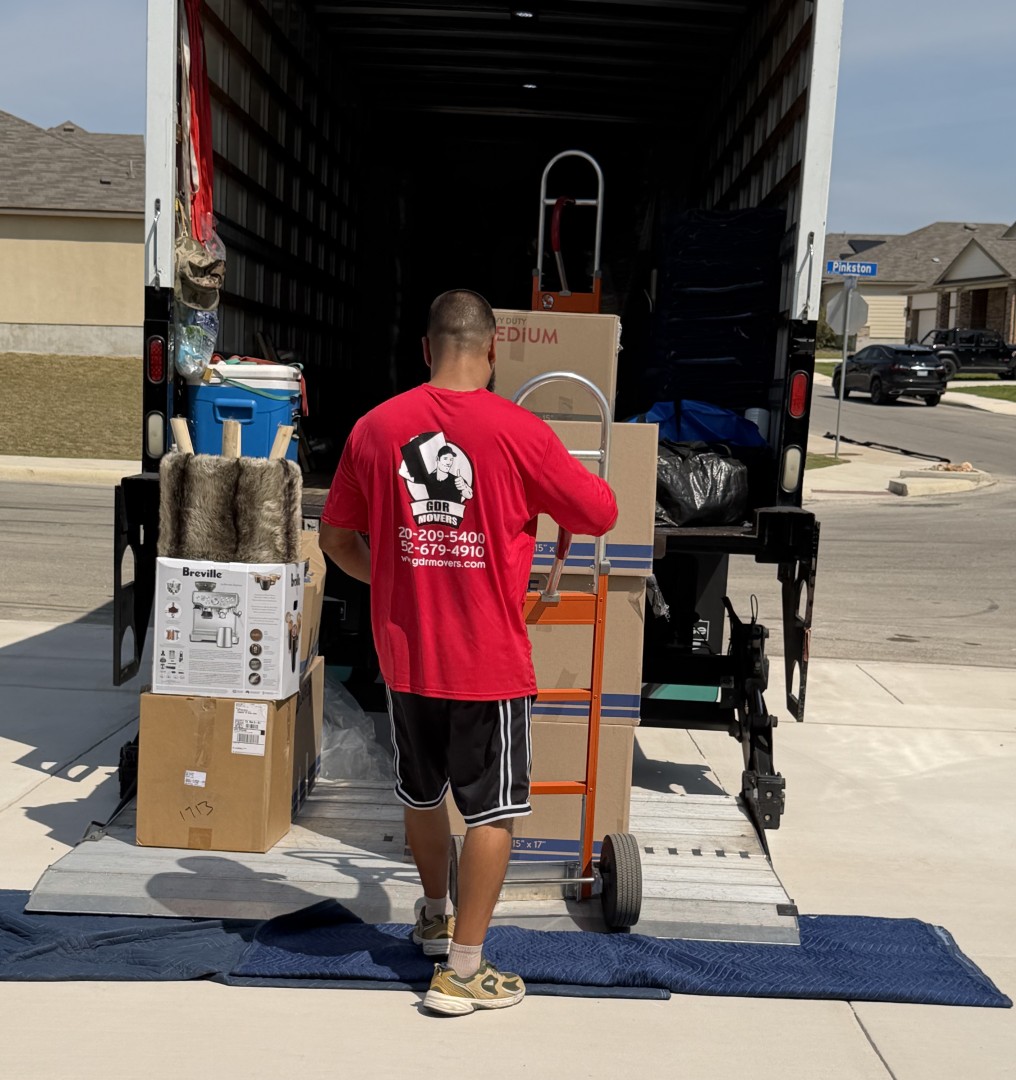 Unpacking Services