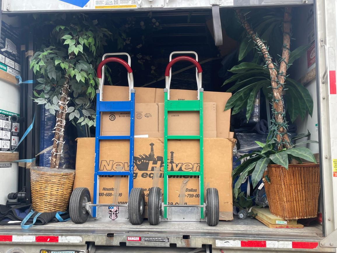 What Happens When You Hire a Moving Company