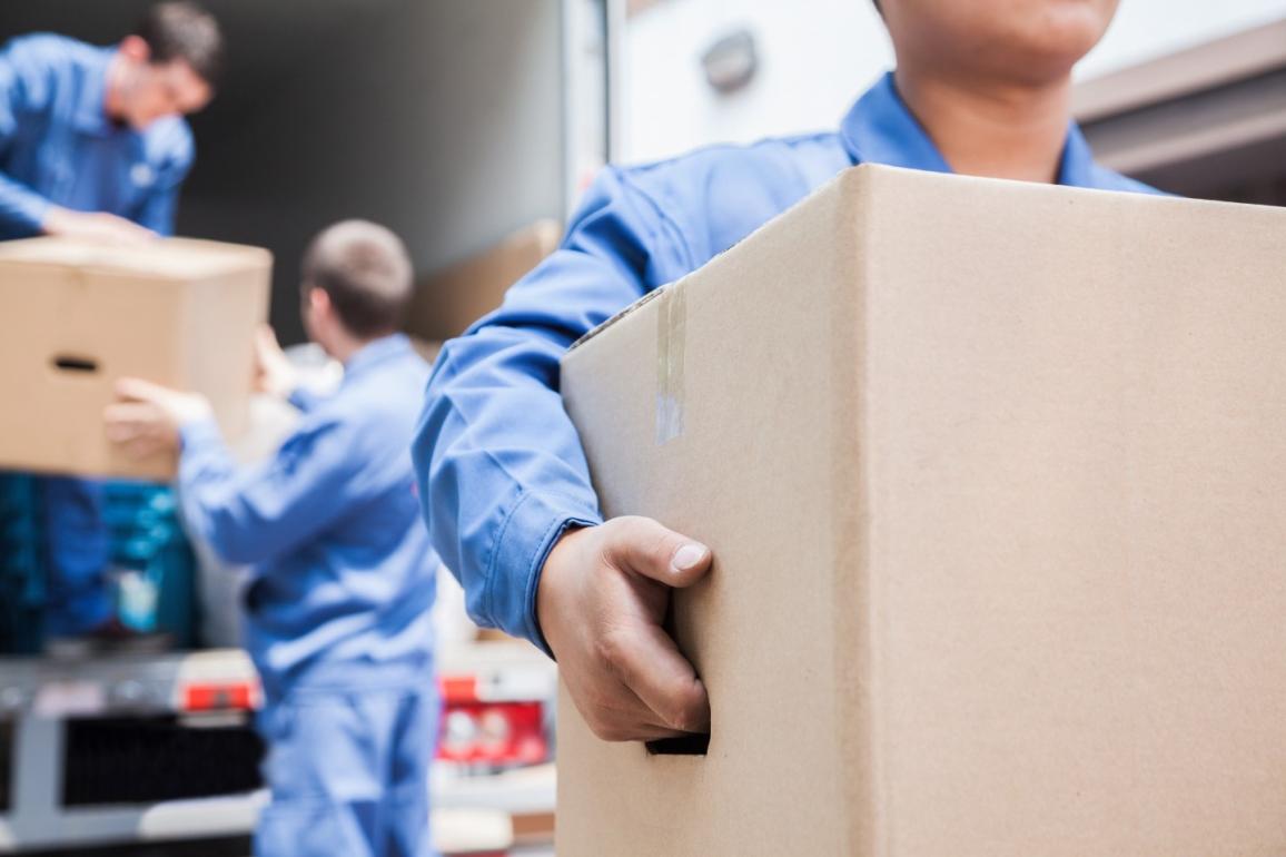 Protect Your Belongings with Professional Movers